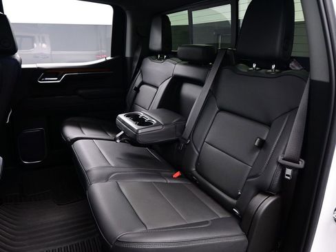 Used 2023 GMC Sierra 1500 Denali w/ Denali Reserve Package AWD/4WD image 34