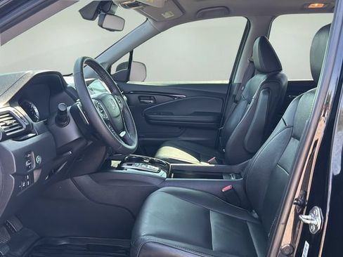 Used 2018 Honda Pilot Elite image 17