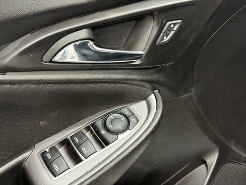 Used 2024 Chevrolet Malibu LT image 14