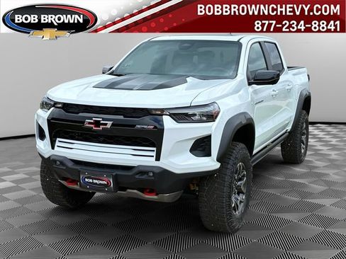 New 2026 Chevrolet Colorado ZR2 w/ Technology Package AWD/4WD image 1