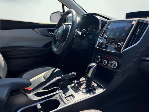 Used 2023 Subaru Crosstrek 2.5i Limited AWD/4WD image 32