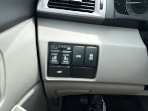 Used 2016 Honda Odyssey EX-L image 20