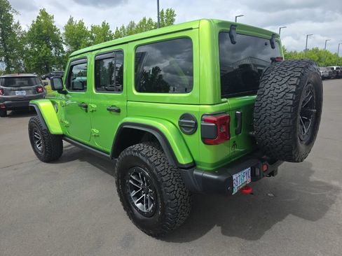 Used 2025 Jeep Wrangler Unlimited Rubicon w/ XTREMEE 35" Tire Package AWD/4WD image 3
