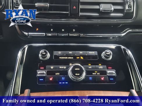 Used 2024 Lincoln Navigator L Black Label AWD/4WD image 14