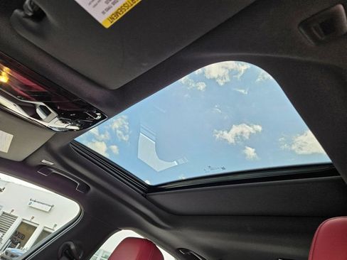 Used 2025 BMW 540i xDrive image 17