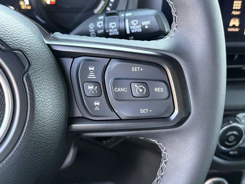 Used 2025 Jeep Wrangler Unlimited Rubicon 4xe w/ Safety Group AWD/4WD image 24