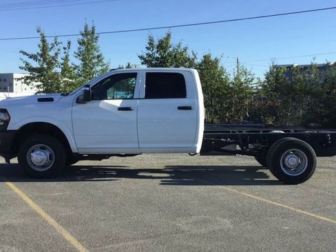 New 2024 RAM 3500 Tradesman image 5
