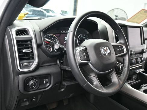 Used 2022 RAM 1500 Big Horn RWD image 15