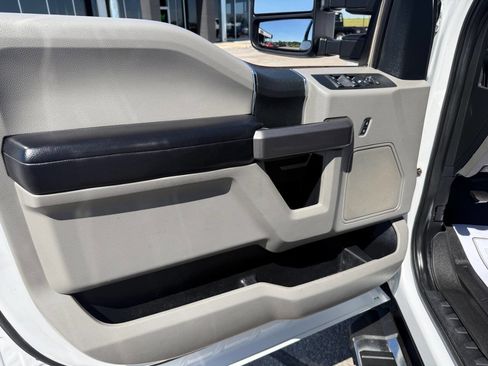 Used 2021 Ford F250 XLT w/ XLT Value Package AWD/4WD image 10