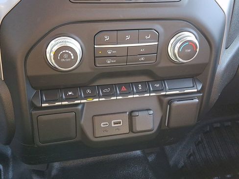 Used 2024 GMC Sierra 1500 Pro w/ Convenience Package image 15