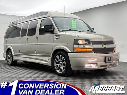 Used 2022 Chevrolet Express 2500 Extended w/ Enhanced Convenience Package