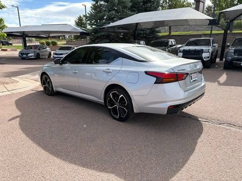 Used 2024 Nissan Altima 2.5 SR w/ SR Premium Package AWD/4WD image 7