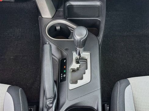 Used 2017 Toyota RAV4 XLE FWD image 37