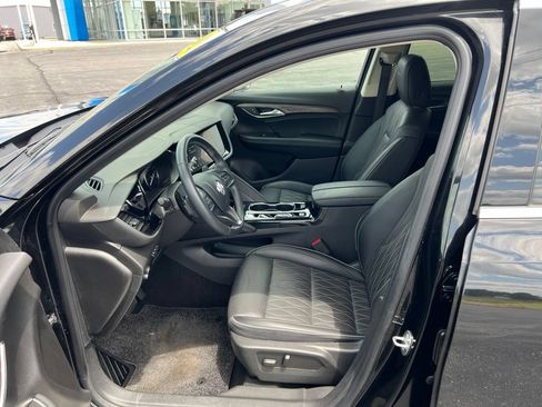 Used 2023 Buick Envision Avenir FWD image 11