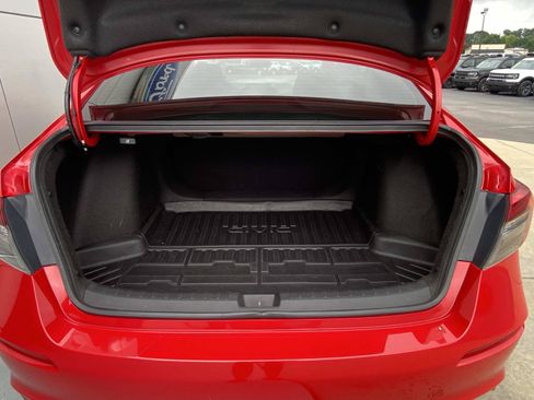 Used 2022 Honda Civic Sport image 8