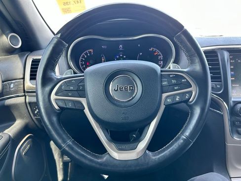 Used 2015 Jeep Grand Cherokee Overland w/ Advanced Technology Group AWD/4WD image 19