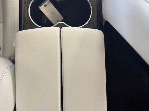 Used 2016 Tesla Model X 90D AWD/4WD image 36