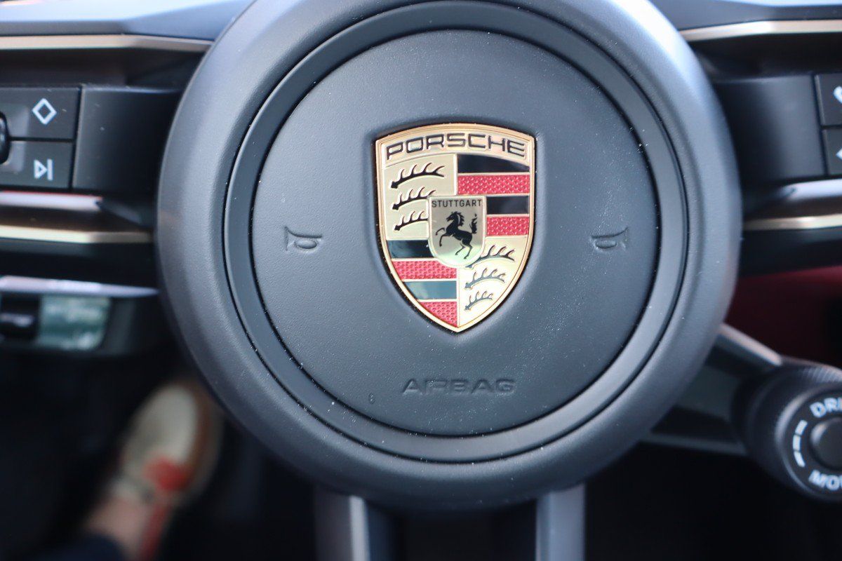 Used 2025 Porsche Cayenne E-Hybrid AWD/4WD image 18