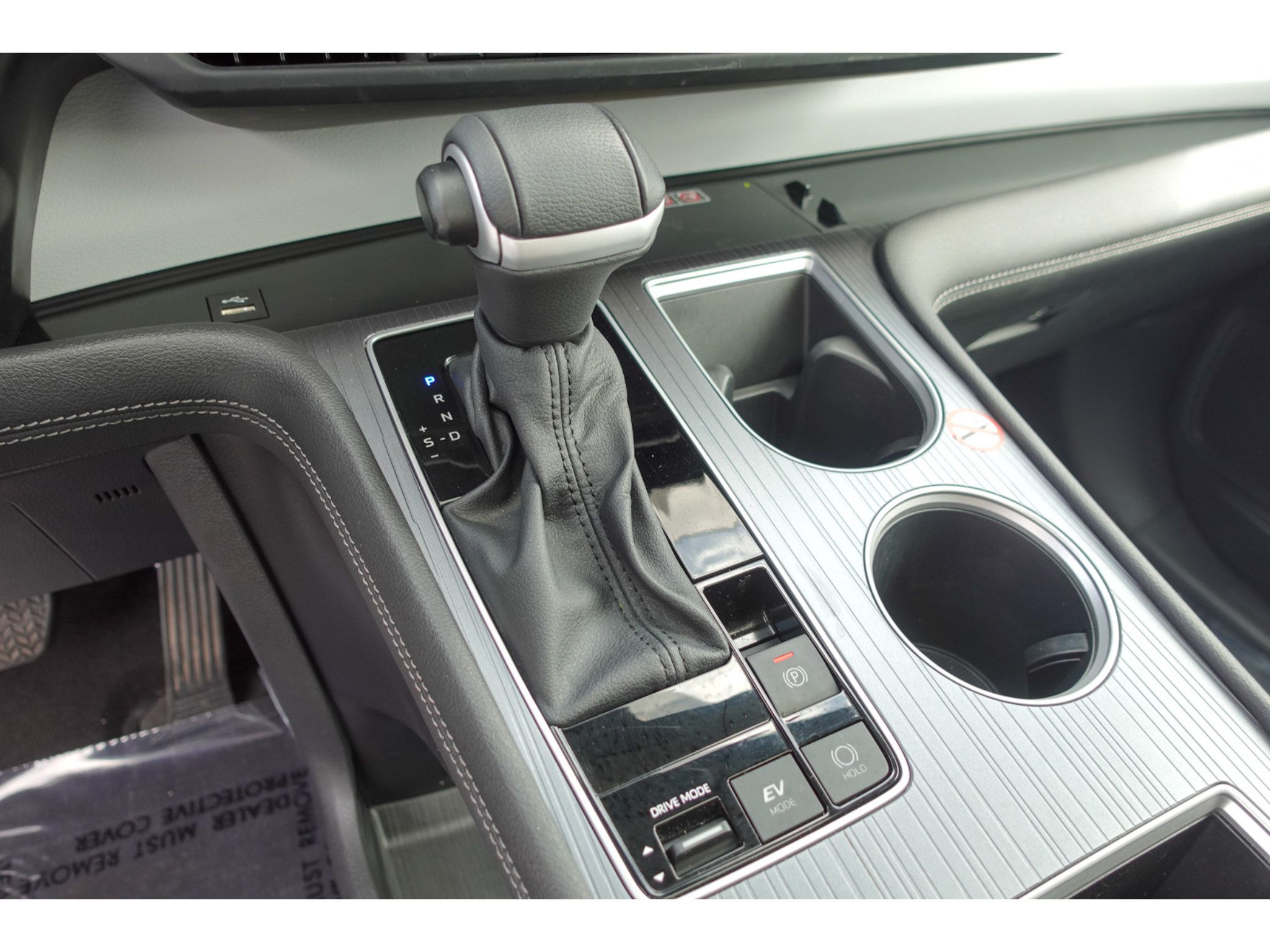 Certified 2025 Toyota Sienna XLE FWD image 18