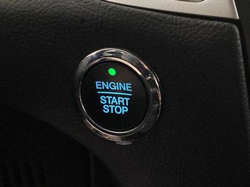 Used 2018 Ford Edge SEL w/ Equipment Group 201A image 34