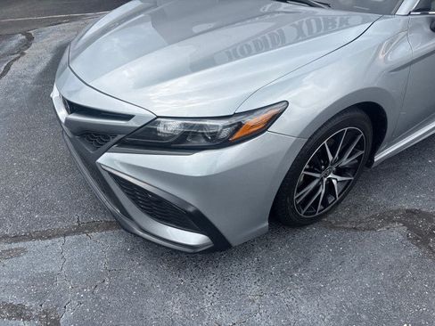 Used 2023 Toyota Camry SE AWD/4WD image 8