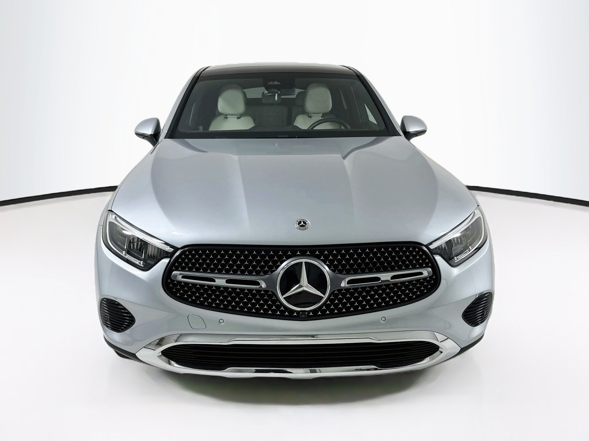 Certified 2026 Mercedes-Benz GLC 300 4MATIC image 2