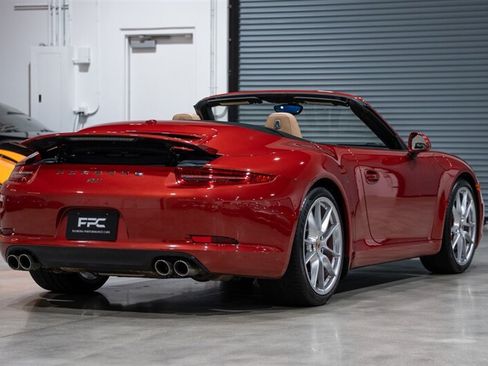 Used 2014 Porsche 911 Carrera S RWD image 8