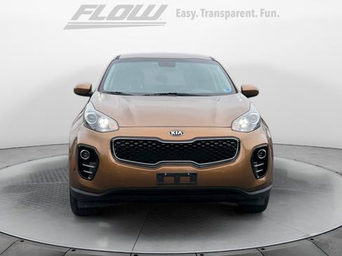 Used 2017 Kia Sportage LX AWD/4WD image 3
