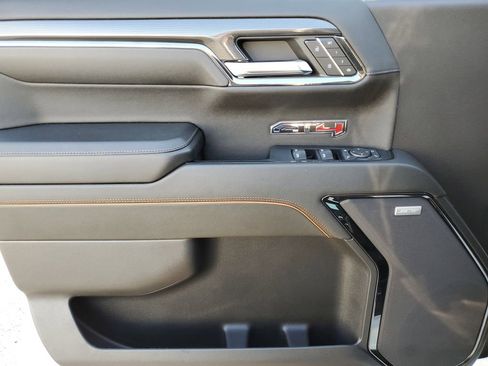 Used 2024 GMC Sierra 1500 AT4 w/ Technology Package image 24