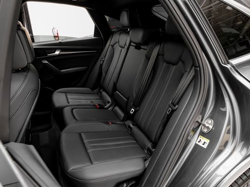 Used 2022 Audi SQ5 Prestige image 35