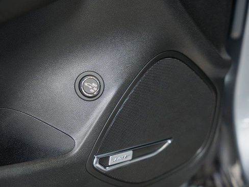 New 2025 Buick Envision Sport Touring image 27