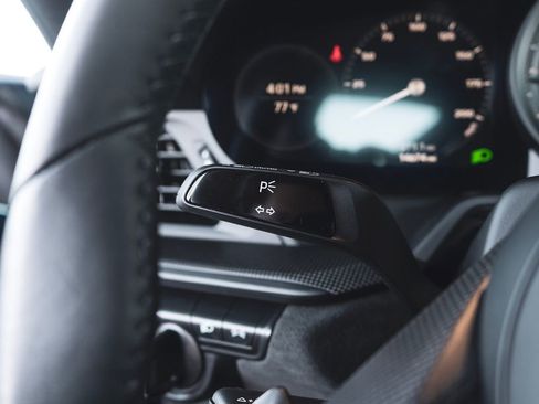 Used 2024 Porsche 911 Carrera GTS image 17