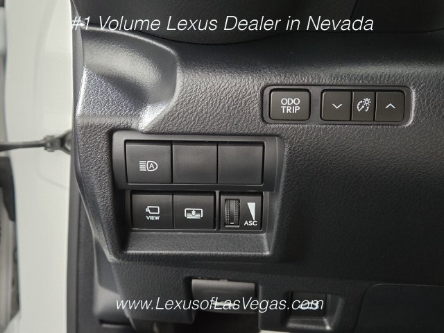 Used 2023 Lexus IS 500 w/ Accessory Package RWD image 39