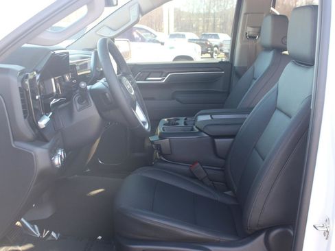 New 2026 GMC Sierra 1500 SLT image 13