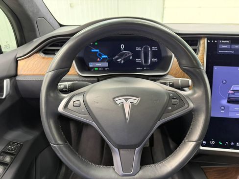 Used 2020 Tesla Model X Long Range AWD/4WD image 25