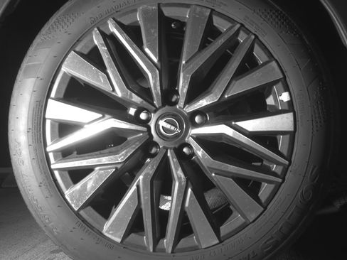 Used 2025 Nissan Altima 2.5 SV image 13