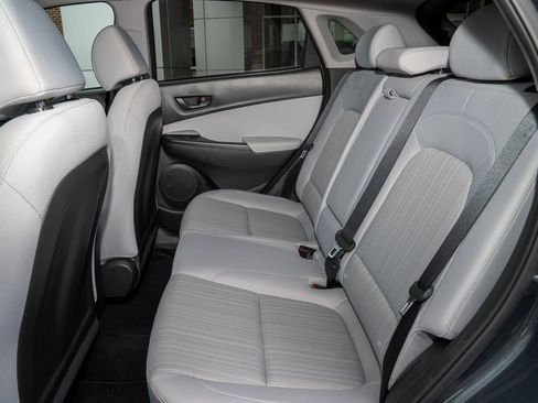 Used 2022 Hyundai Kona SEL w/ Cargo Package image 7