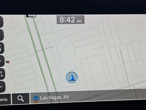 Used 2024 Hyundai Elantra SEL image 27