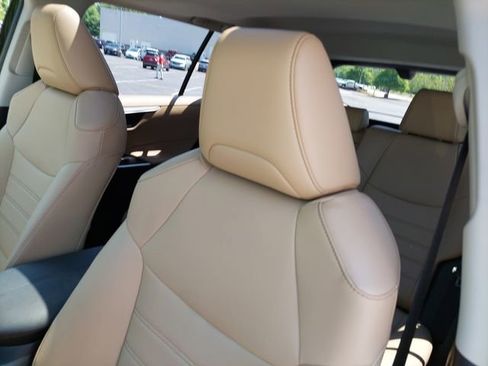 Certified 2023 Toyota RAV4 XLE Premium AWD/4WD image 20