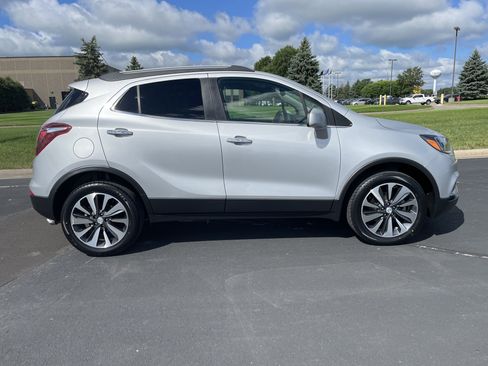 Used 2022 Buick Encore Preferred w/ Safety Package AWD/4WD image 6