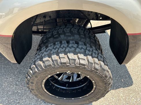 Used 2000 Ford F350 Lariat image 11