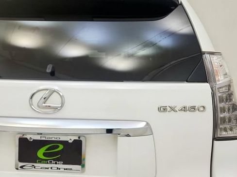 Used 2017 Lexus GX 460 Premium w/ Premium Package AWD/4WD image 26