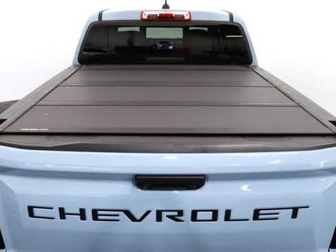 Used 2025 Chevrolet Colorado Z71 w/ Technology Package AWD/4WD image 38