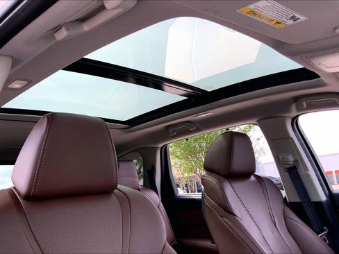 Certified 2024 Acura MDX FWD w/ Technology Package image 13