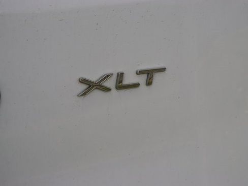 Used 2022 Ford Transit 350 XLT image 7