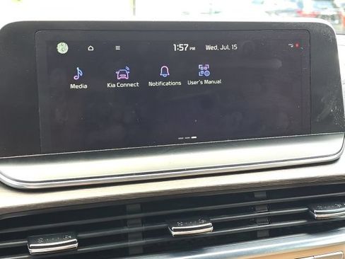 Used 2022 Kia Telluride SX w/ Towing Package FWD image 32
