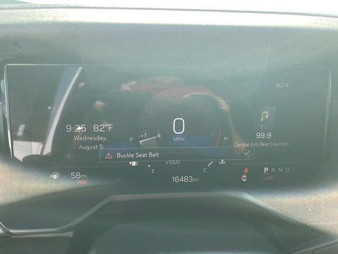 Used 2025 GMC Acadia Elevation FWD image 18