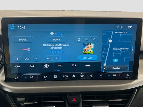 Used 2024 Ford Escape SE FWD image 11