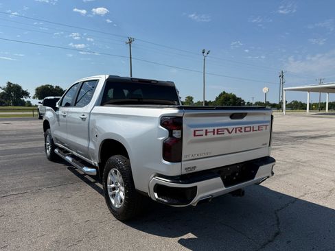 Used 2019 Chevrolet Silverado 1500 RST image 9