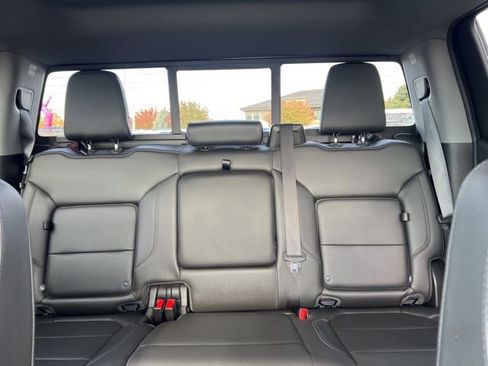 Used 2020 Chevrolet Silverado 1500 LT Trail Boss image 11